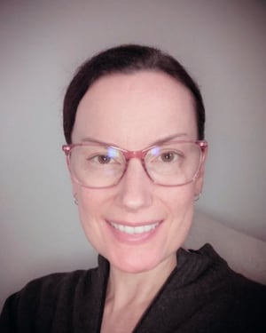 Carolyn Dorr, Registered Social Worker (MSW, RSW), burnout therapist at Trillium Counselling