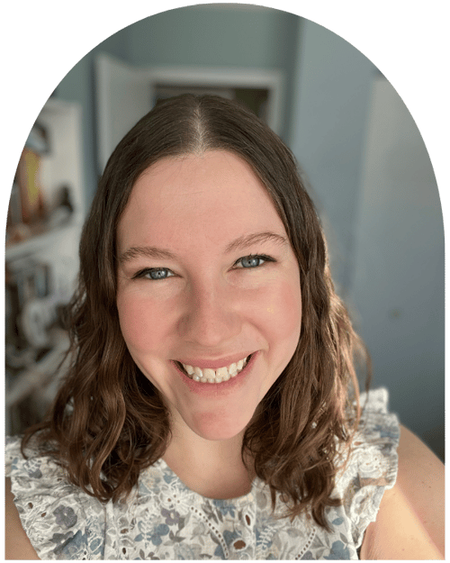 Therapist Profile Headshot - Megan Hendry - Therapist Social Worker Therapist Profile Headshot - Megan Hendry - Therapist Social Worker