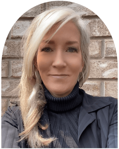 Therapist Profile Headshot - Wendy - Therapist Social Worker