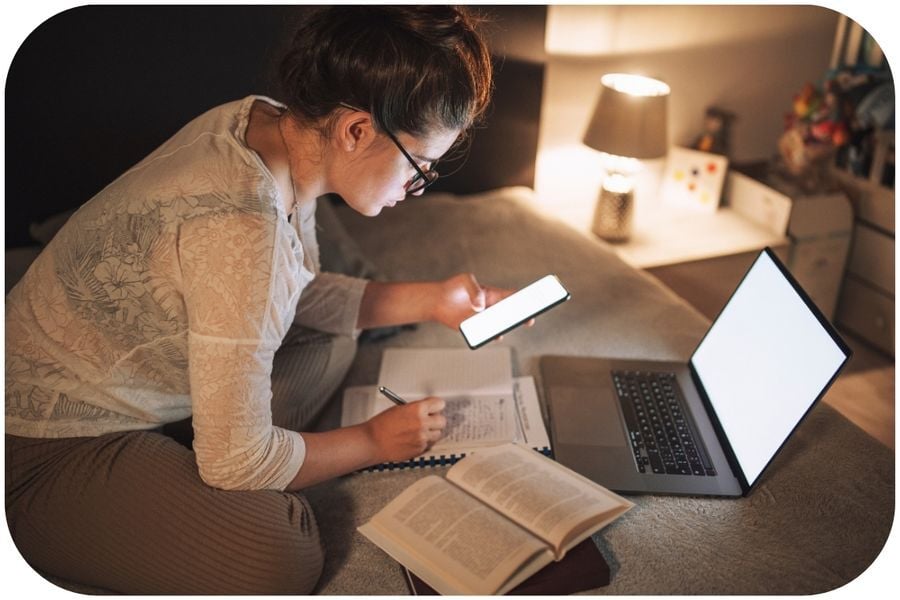late night studying - overwhelm and stress late night studying - overwhelm and stress